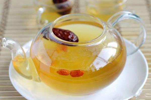 藏红花红枣枸杞泡水喝的方法