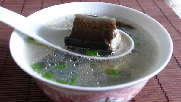 石斛黄鳝汤